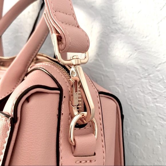 LA Terre Fashion Satchel Handbag. Size OS - Picture 11 of 14